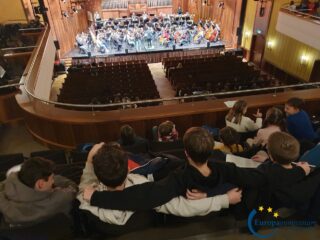 Die 3B besuchte im Dezember das Weihnachtskonzert des Kärntner Sinfonieorchesters. 🎶🎼🎻

#weihnachtskonzert #musik #sinfonieorchester #europagymnasiumklagenfurt